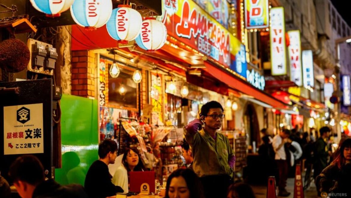 Marketmind: Spotlight shines on Japanese, Australian consumers