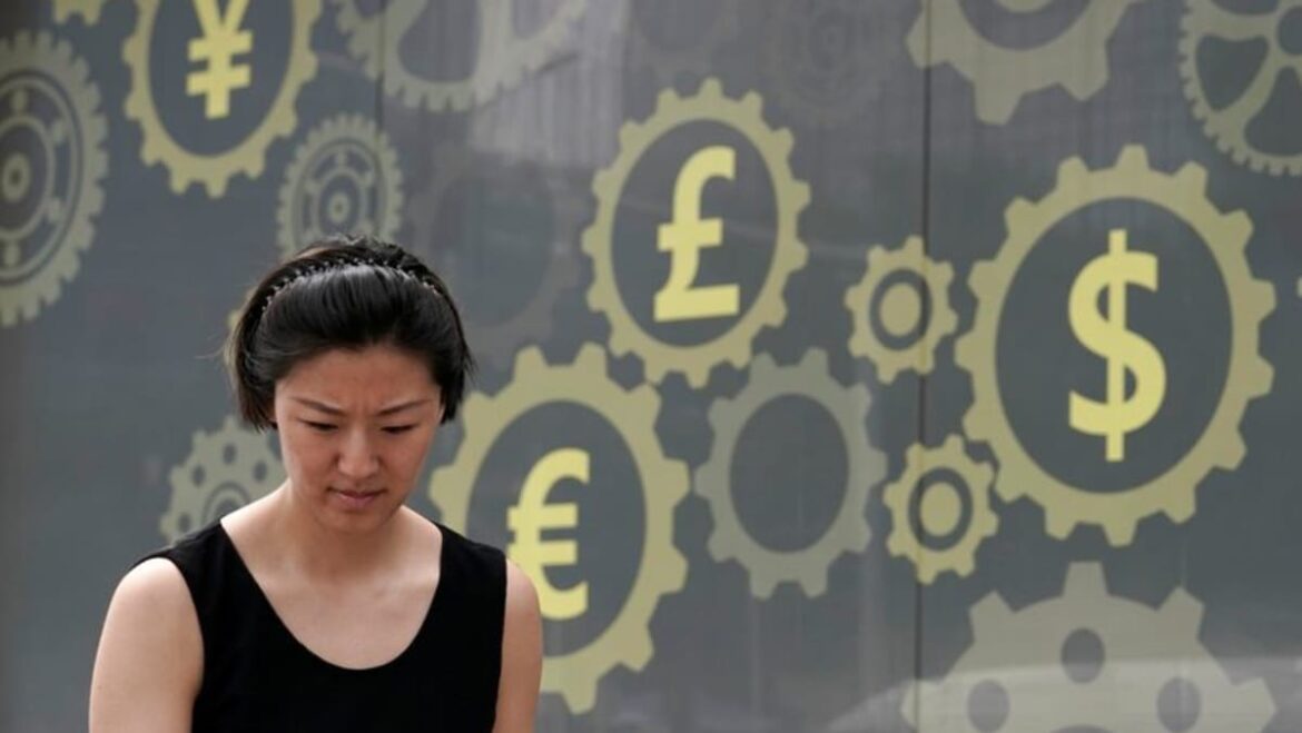 China forex reserves unexpectedly rise to US$3.226 trillion in February