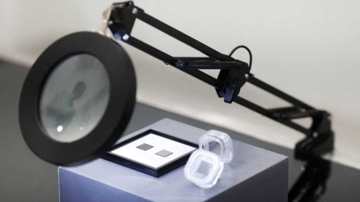 Italy finalising $3.3 billion Silicon Box plant deal, source says