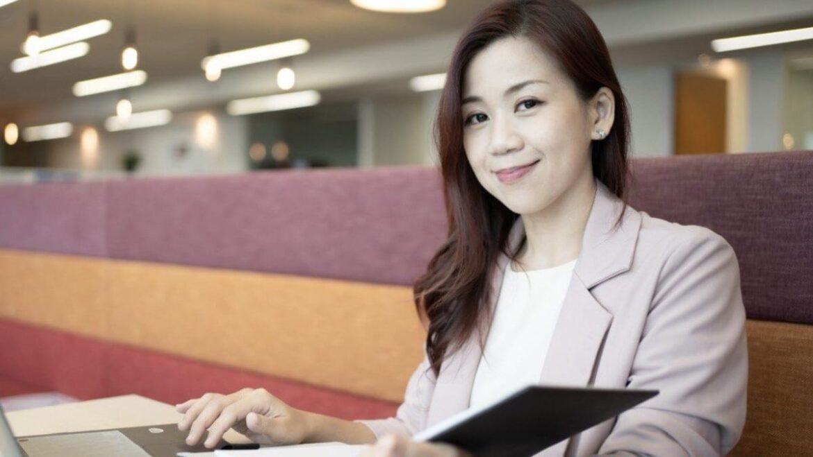 This single mum created a dating app that goes beyond match-ups by learning coding from scratch