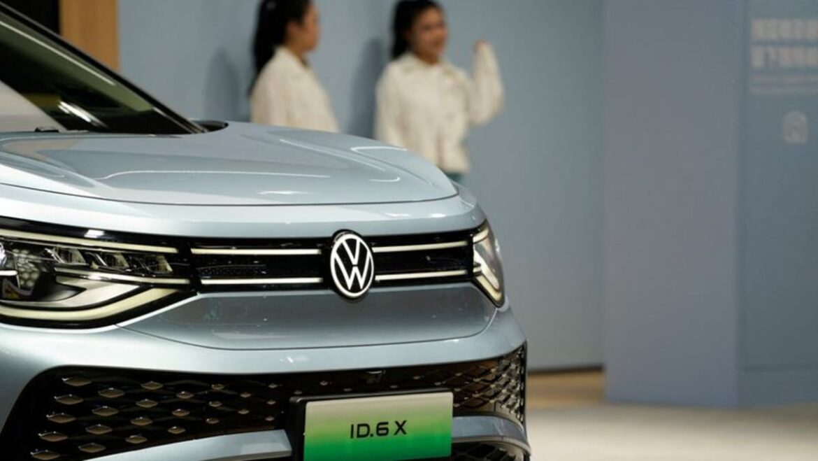 Cost-cutting program at Volkswagen brand bears first fruit