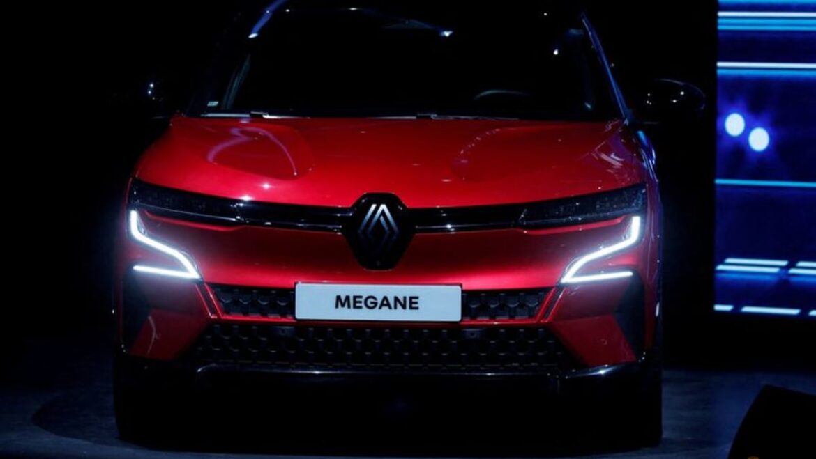 Nissan will invest in Renault EV unit even though IPO scrapped, CEO says