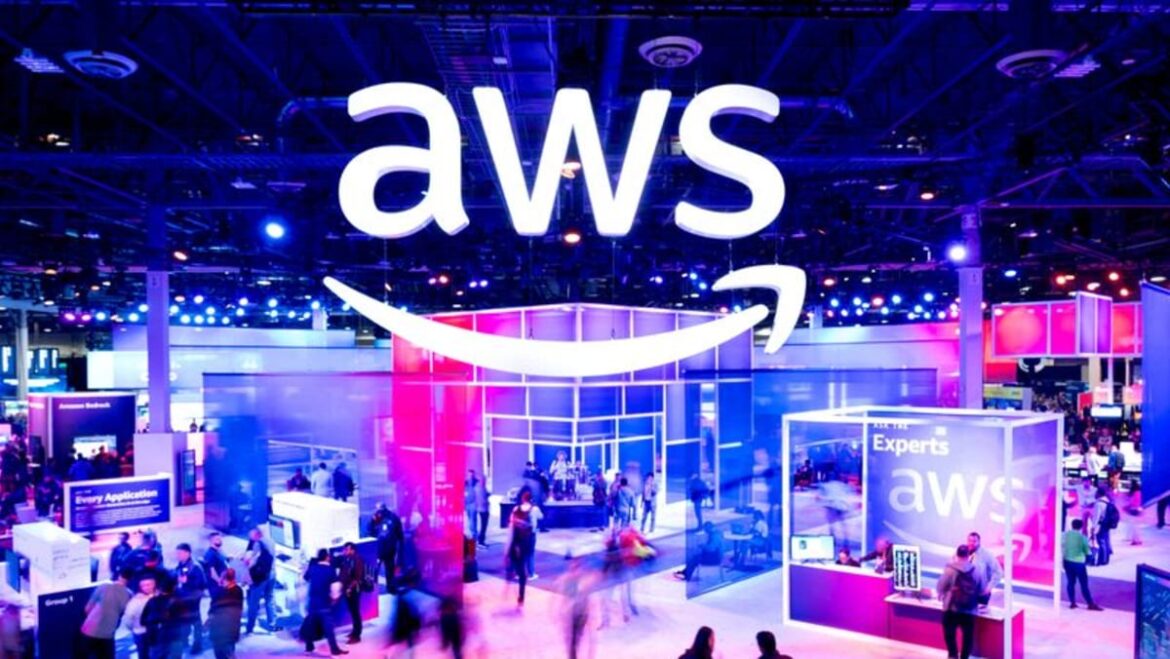 Amazon Web Services lays off hundreds of tech, sales staff, The Information reports