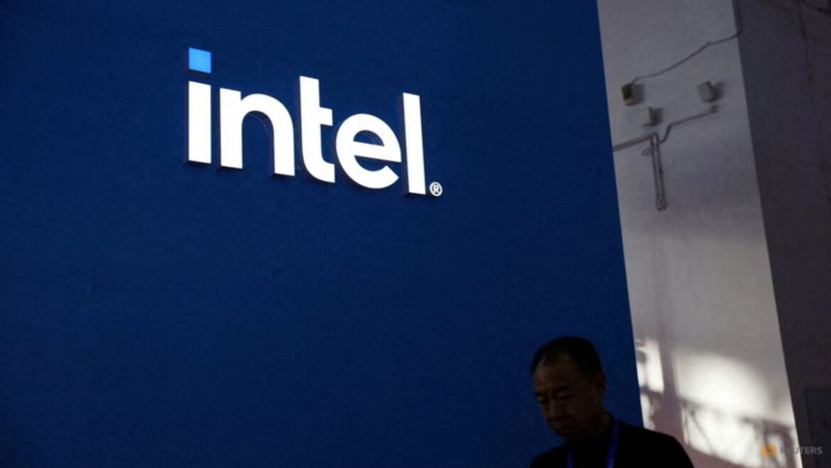 US lawmakers angry after Huawei unveils laptop with new Intel AI chip
