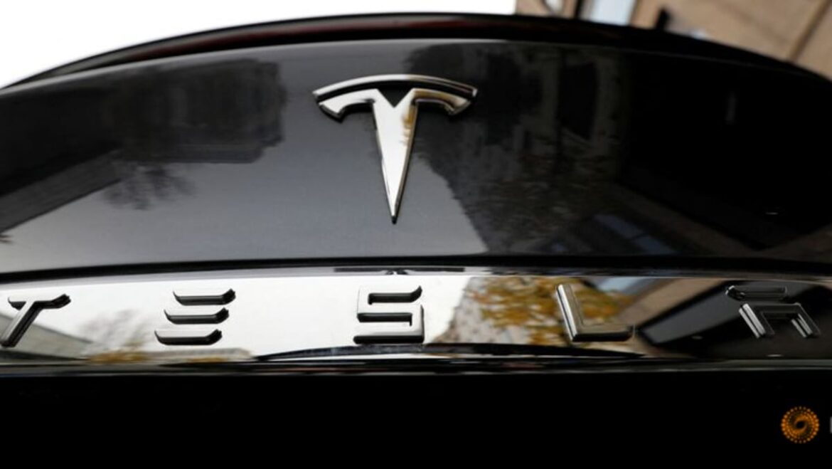 Tesla to cut more than 6,000 jobs in Texas, California, notices show