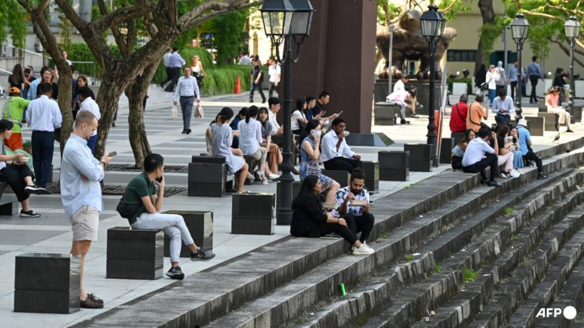 Employment growth cools in Q1 of 2024, retrenchments down for second straight quarter: MOM