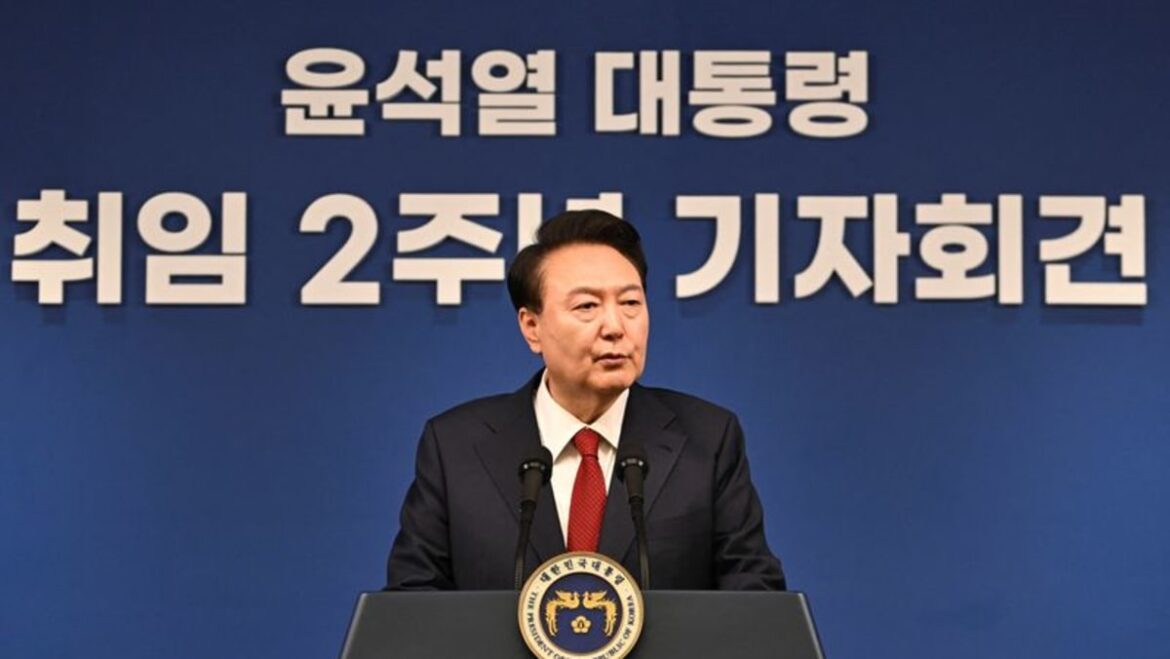 S Korea president calls for tax incentives for corporate reform