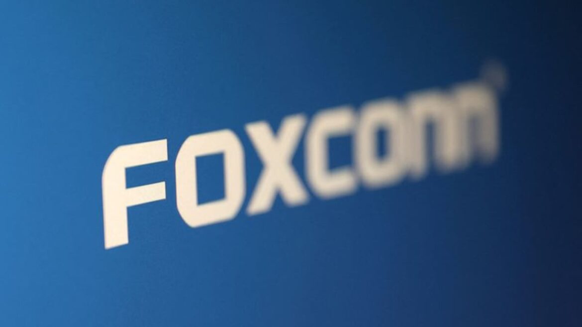 Foxconn’s Q1 profit to jump from low base, AI to power growth