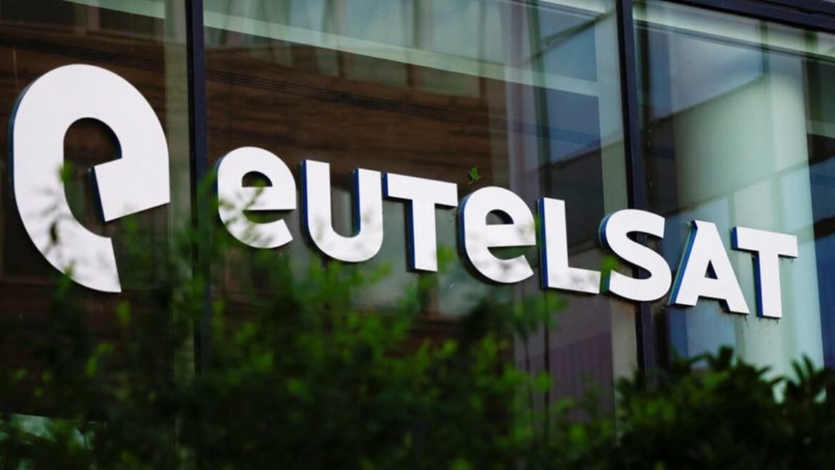 Eutelsat confirms guidance, with OneWeb network on track