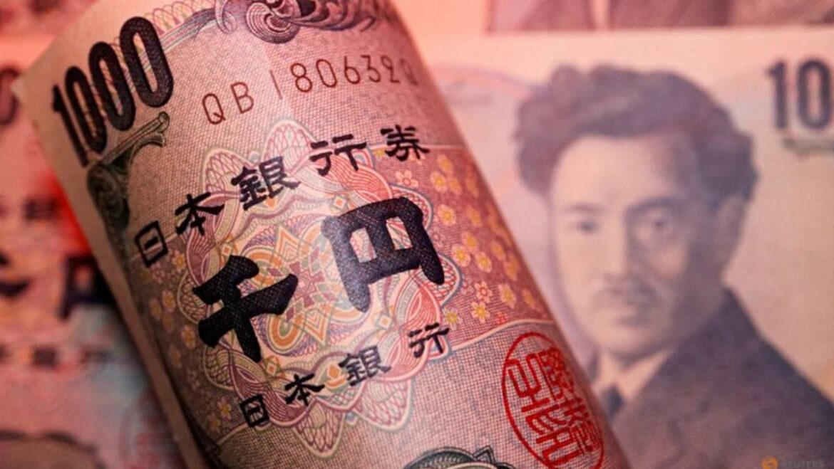 Japanese data to confirm FX intervention as yen weakness persists