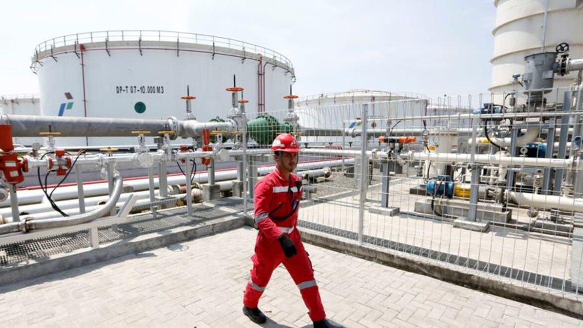 Pertamina issues first purchase tender for sustainable aviation fuel, sources say