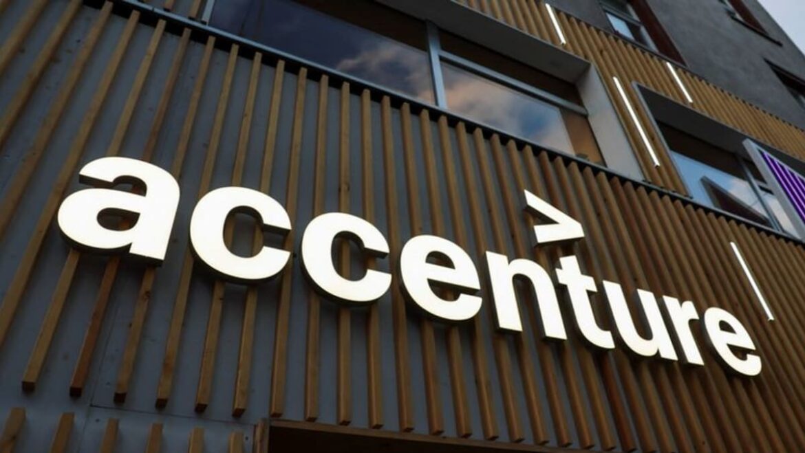 Accenture names insider Angie Park as new CFO
