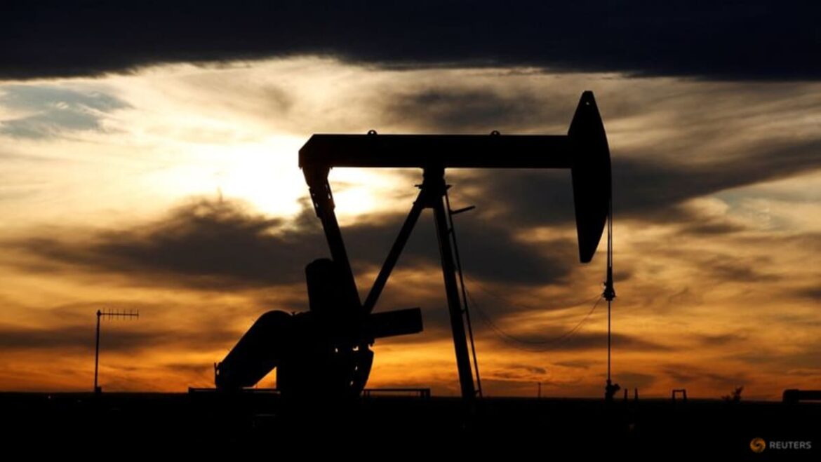Global oil market will be in supply deficit next year, EIA says