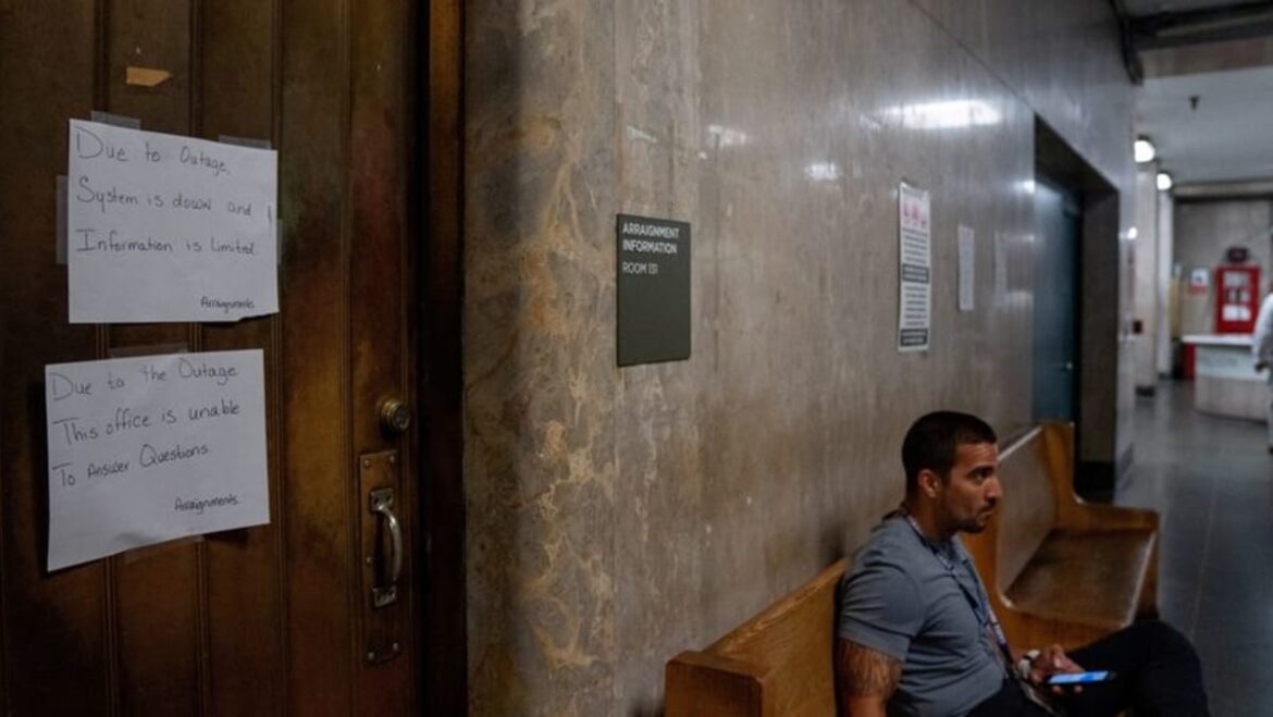 NY urges banks, companies to be on high-alert amid global tech outage