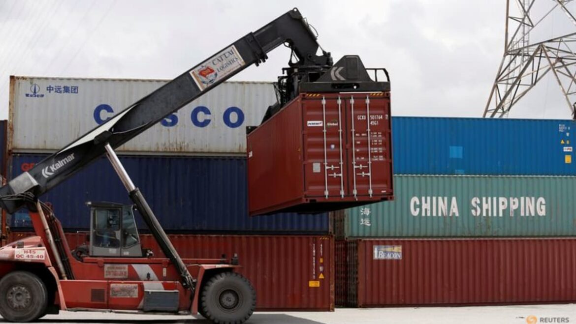 Vietnam posts strong growth in exports and industrial production